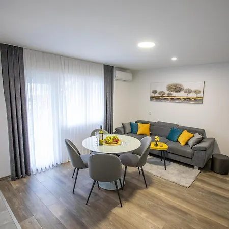 Apartmani Tea Ogulin Exterior photo